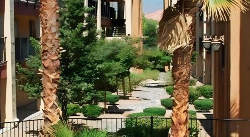 Nellis Suites At Main Gate Hotel 라스베이거스 외부 사진